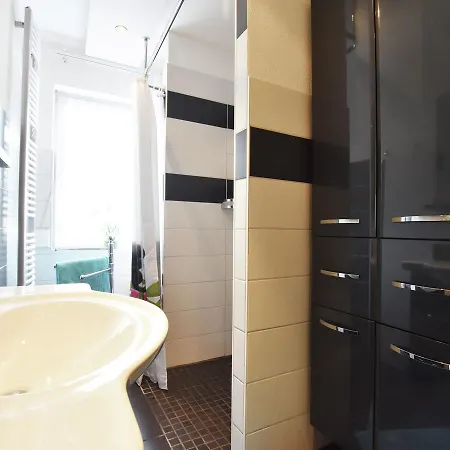 Luxurious Bungalow In Elmenhorst-lichtenhagen With Garden بيت للعطل Elmenhorst/Lichtenhagen