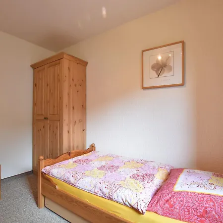 Luxurious Bungalow In Elmenhorst-lichtenhagen With Garden بيت للعطل Elmenhorst/Lichtenhagen