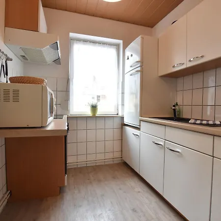 Luxurious Bungalow In Elmenhorst-lichtenhagen With Garden بيت للعطل *
